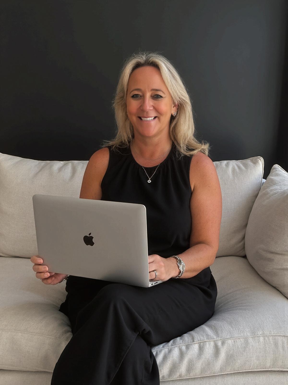 Nadine Dijkman - CEO